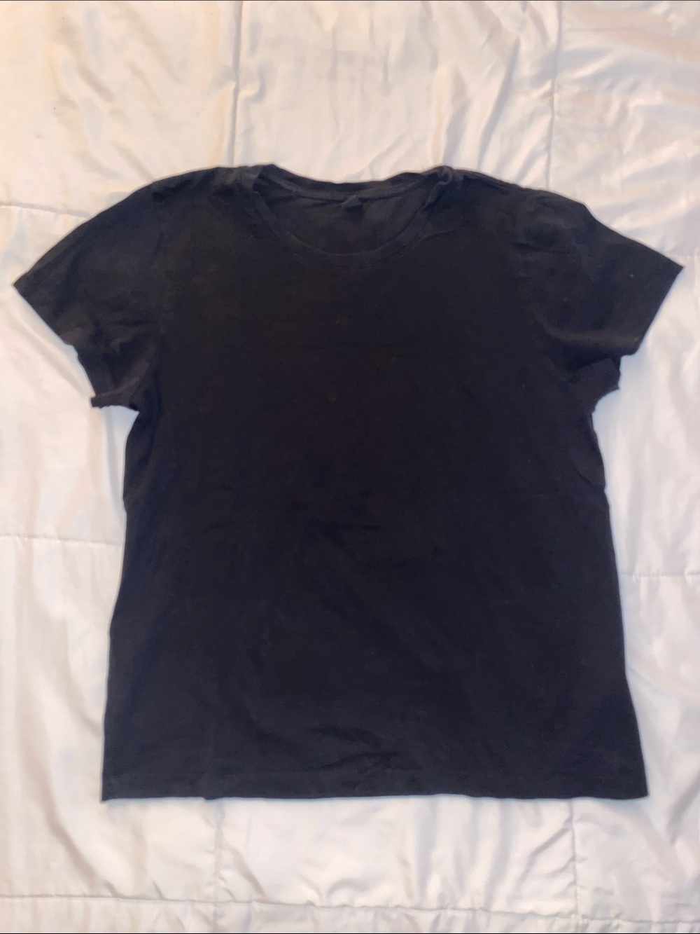 Uniqlo Black Short Sleeve Crew Tee - Classic Fit